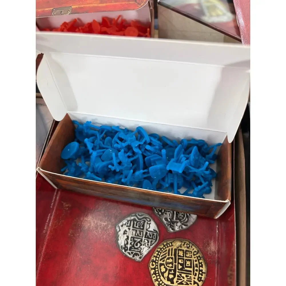 Risk: The Game of Strategic Conquest, RISK Board Game Complete with War Crates